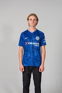 Otto wearing a size M jersey